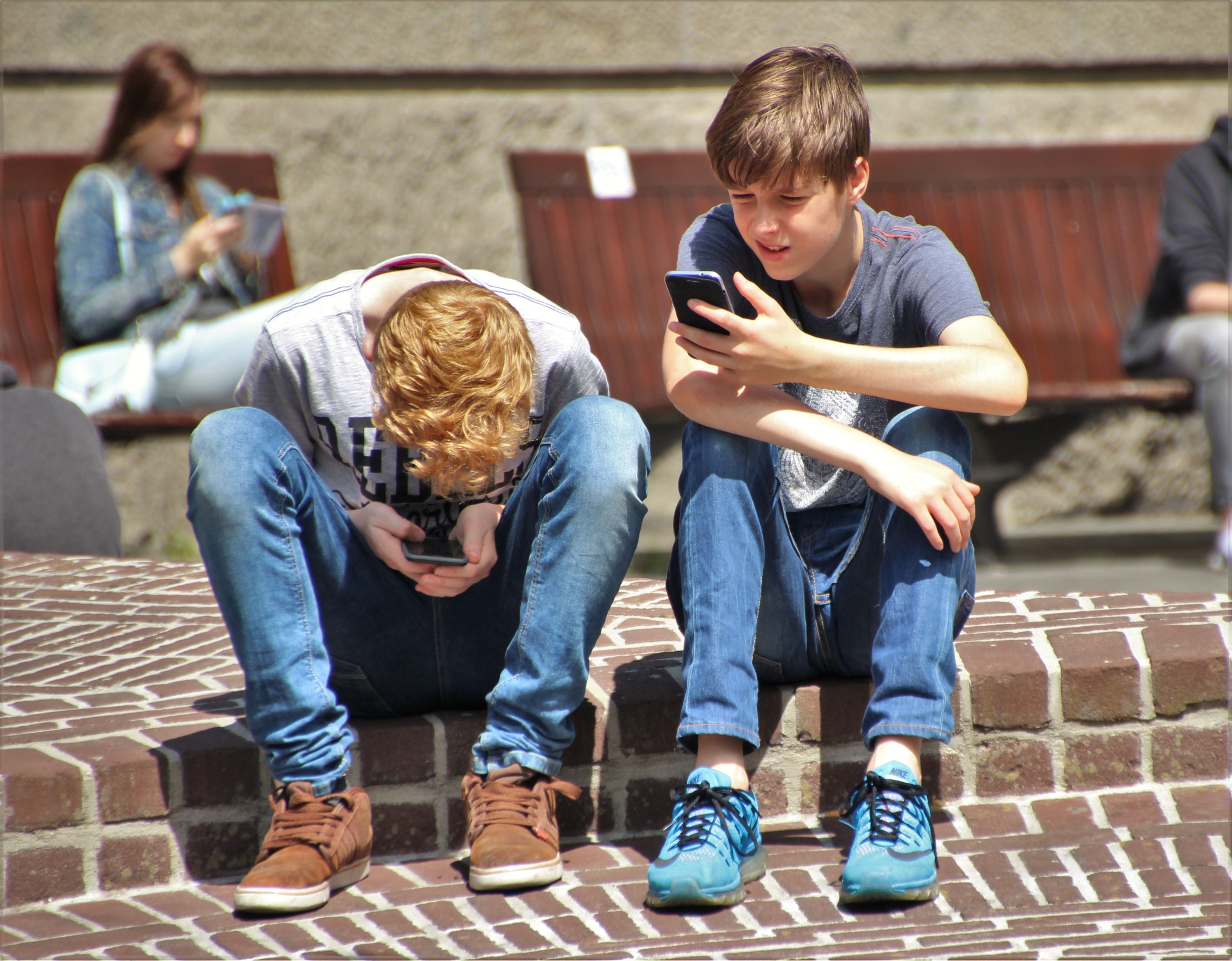 Teen Addicted To Click